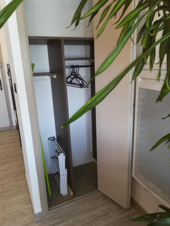 Studio Cabine Vue Port Avec Parking Prive, Piscine, Parc, Boulodrome Agde Exteriér fotografie