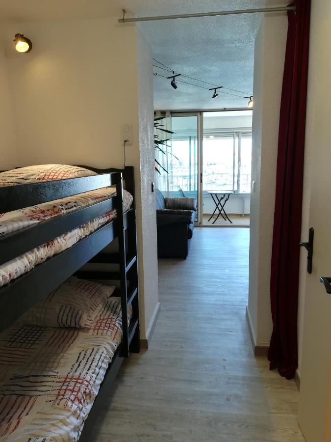 Studio Cabine Vue Port Avec Parking Prive, Piscine, Parc, Boulodrome Agde Exteriér fotografie